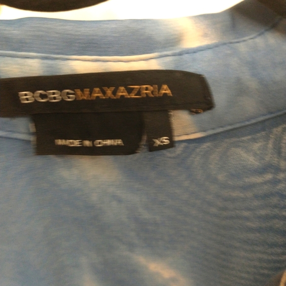 BCBGMaxAzria Blue/White Watercolor Button Down Blouse - Picture 4 of 10